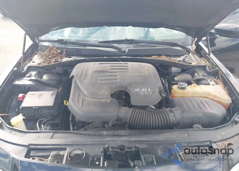 2013 Chrysler 300 Motown из США, поврежденный, VIN 2C3CCAAG7DH520739